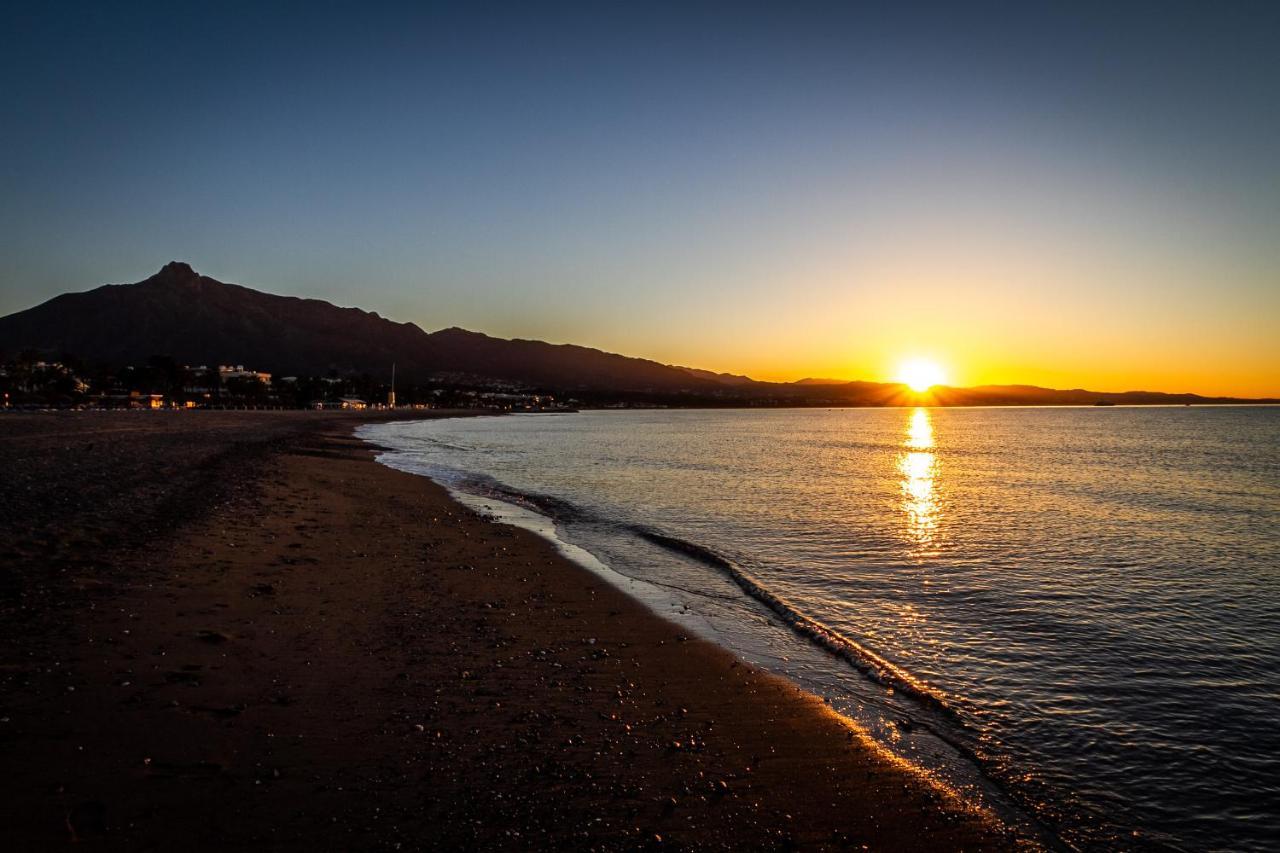 Marbella Banus Suites Екстериор снимка