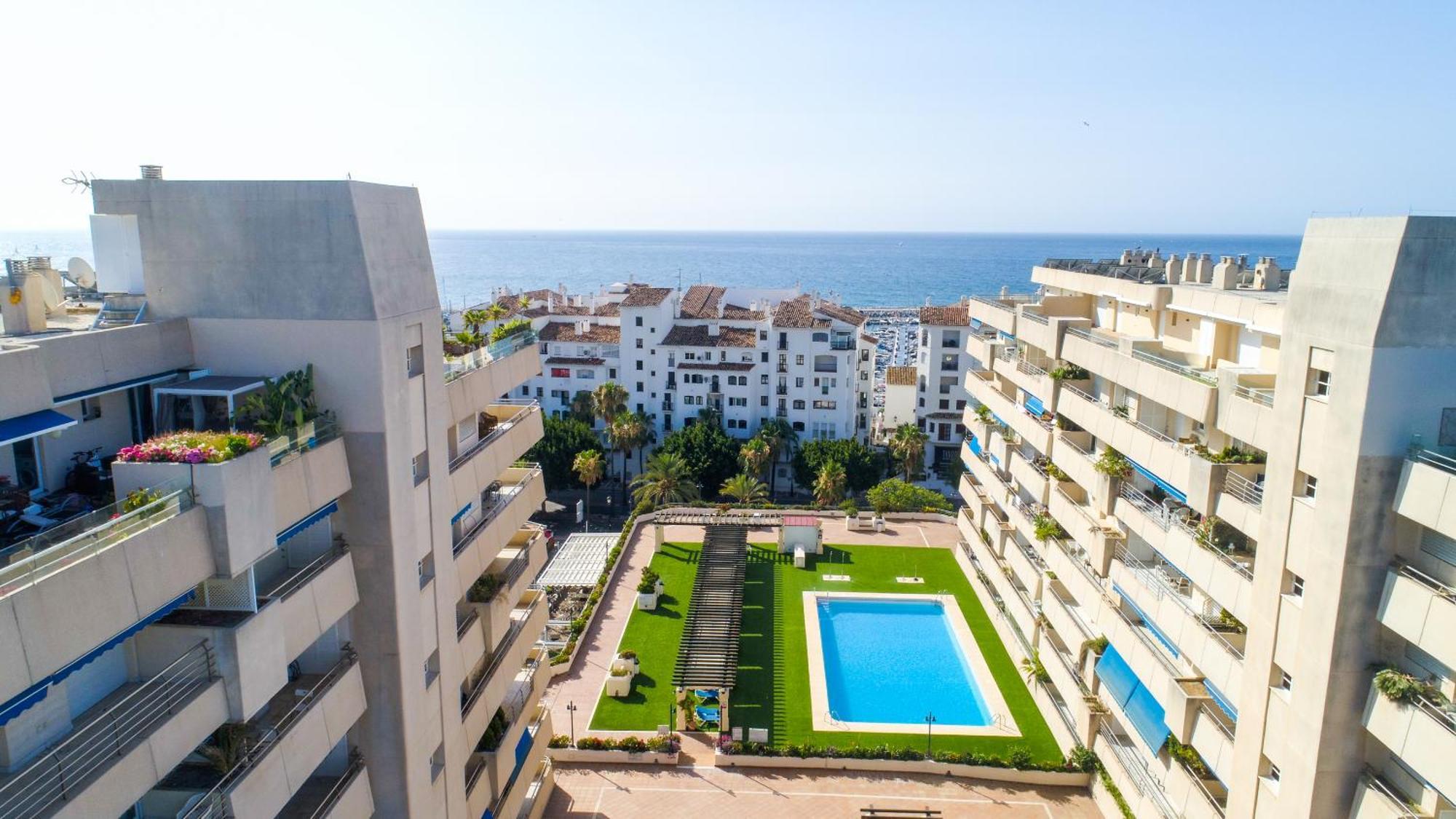 Marbella Banus Suites Екстериор снимка