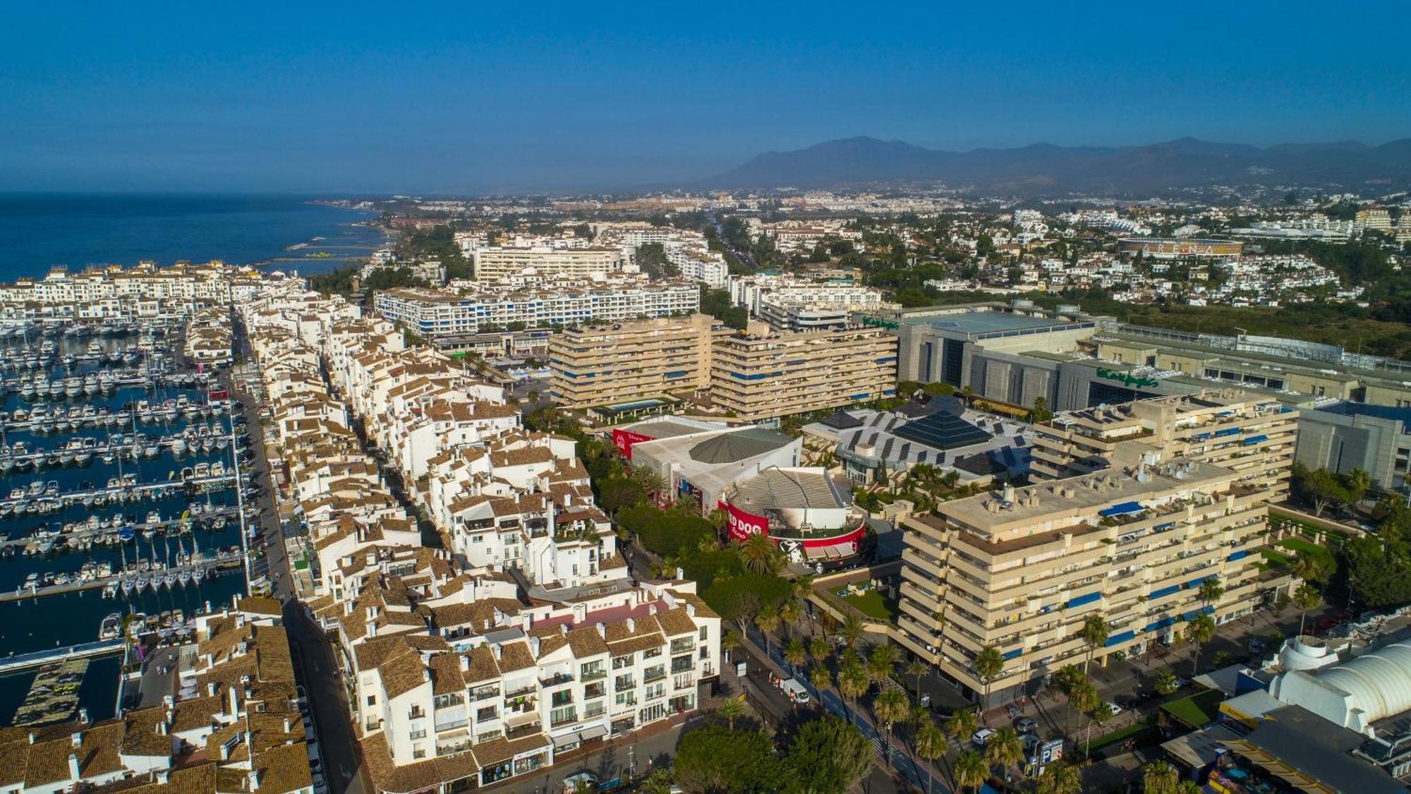 Marbella Banus Suites Екстериор снимка